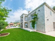 Rent, house, 350m², Budva, Crna Gora - image 2