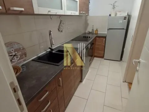 Izdavanje, dvosoban stan, 60m², Banatić, Novi Sad Sve Podlokacije - image 3