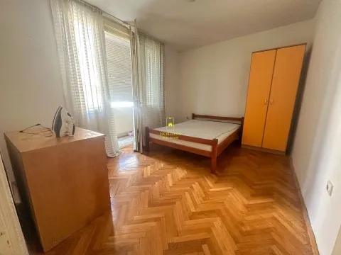 Rent, one bedroom apartment, 50m², Preko Morače, Podgorica - image 7