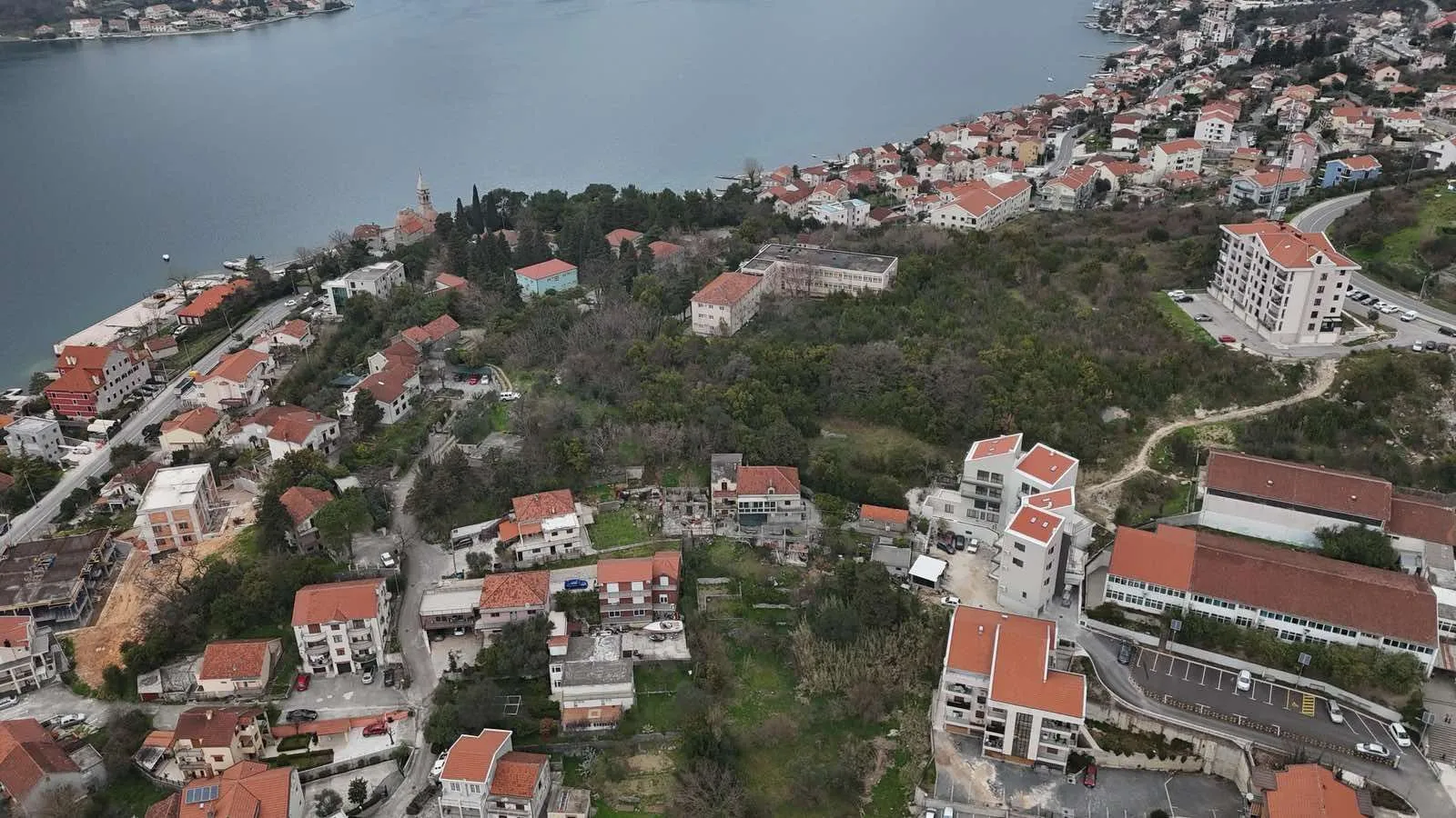 Prodaja, plac, 3500m², Dobrota, Kotor
