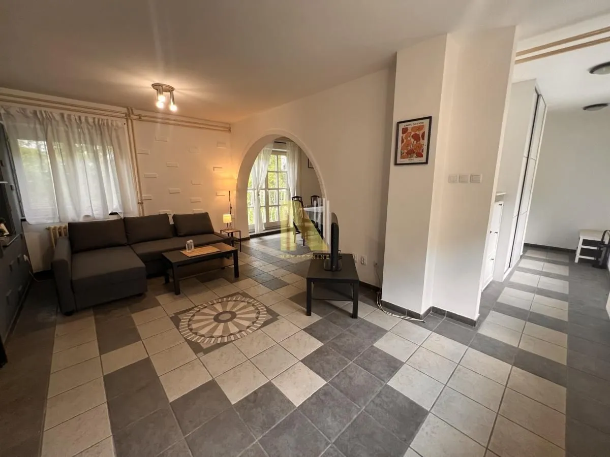 Prodaja, četvorosoban stan, 103m², Stari grad, Novi Sad