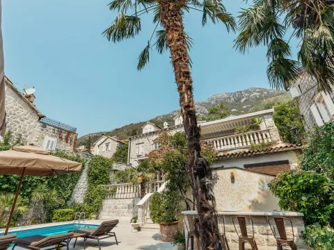 Prodaja, kuća, 382m², Perast, Kotor - image 41