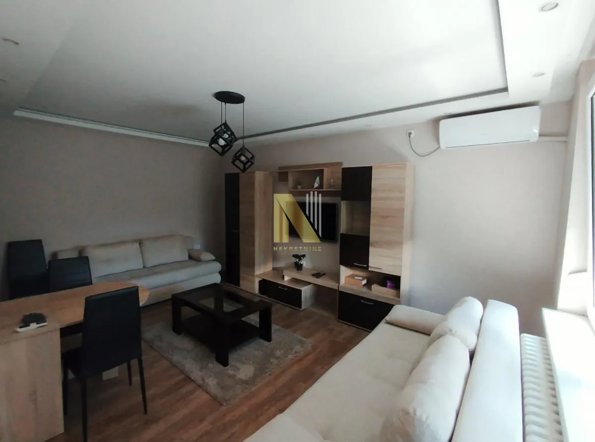 Izdavanje, garsonjera, 26m², Detelinara, Novi Sad Sve Podlokacije