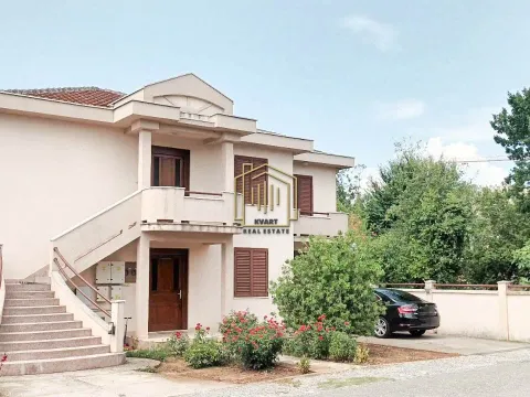 Rent, two bedroom apartment, 80m², Zagorič, Podgorica - image 1