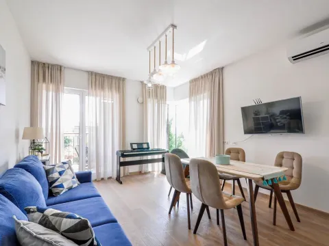 Prodaja, kuća, 20m², Donja Lastva, Tivat - image 2