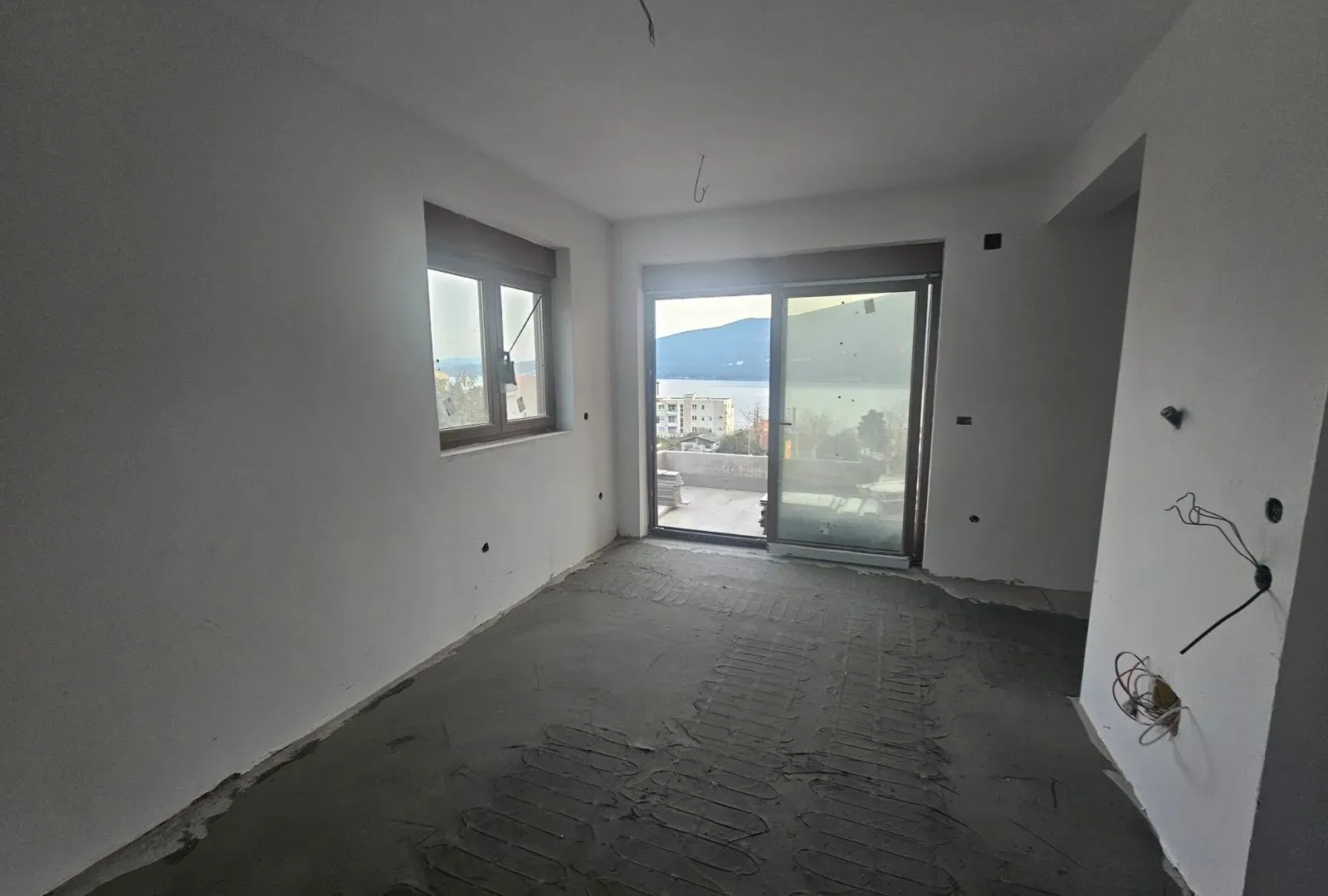 Prodaja, jednosoban stan, 46m², Đenovići, Herceg Novi