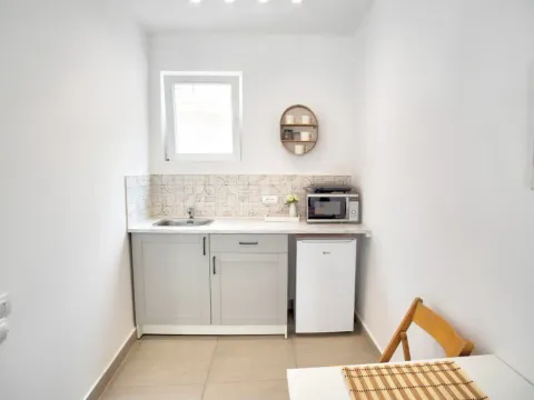 Prodaja, dvosoban stan, 62m², Baošići, Herceg Novi - image 2