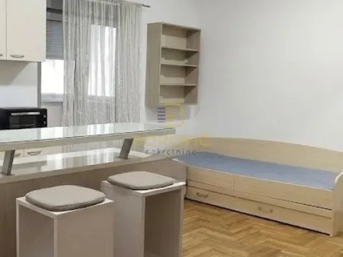 Prodaja, garsonjera, 22m², Đeram Pijaca, Beograd - image 2