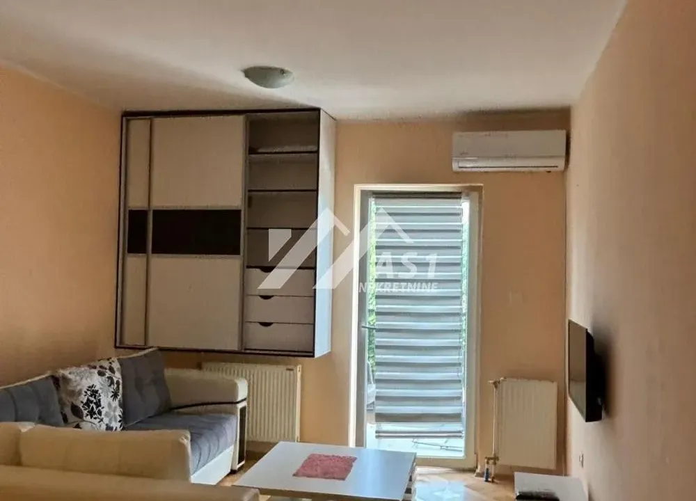 Izdavanje, stan, 30m², Sajam, Novi Sad Sve Podlokacije