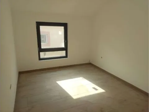 Prodaja, jednosoban stan, 41m², Niš, Srbija - image 8