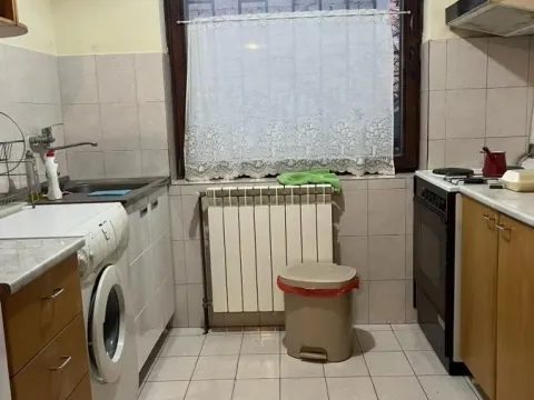 Izdavanje, četvorosoban stan, 100m², Savski Venac, Beograd - image 6