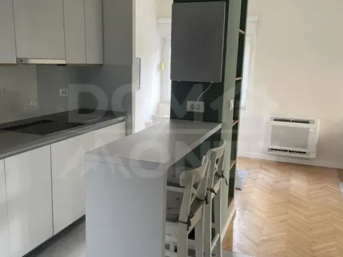 Rent, two bedroom apartment, 70m², Tivat, Crna Gora - image 6