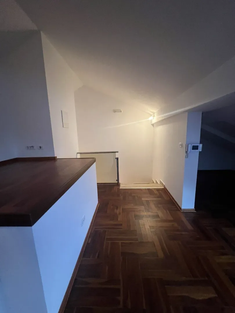 Izdavanje, stan, 175m², Pod Goricom, Podgorica