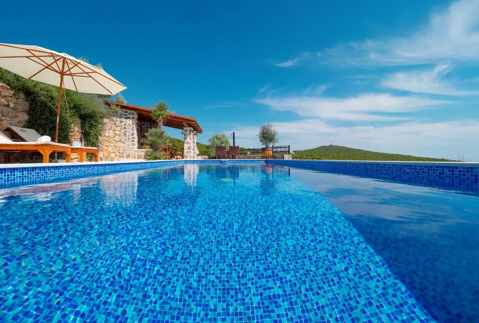 Prodaja, kuća, 200m², Zagora, Kotor