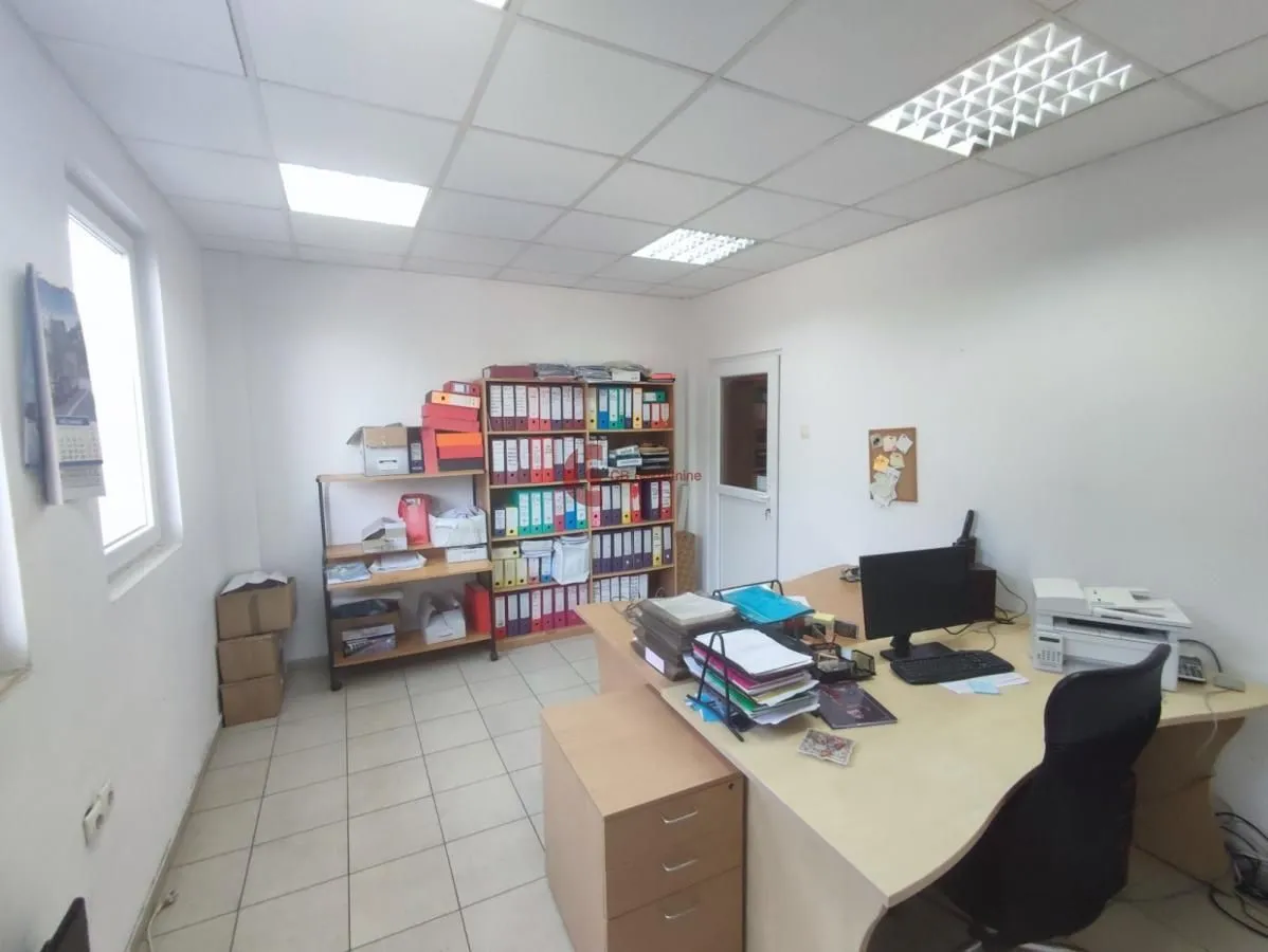 Rent, office space, 665m², Bački Vinogradi, Subotica