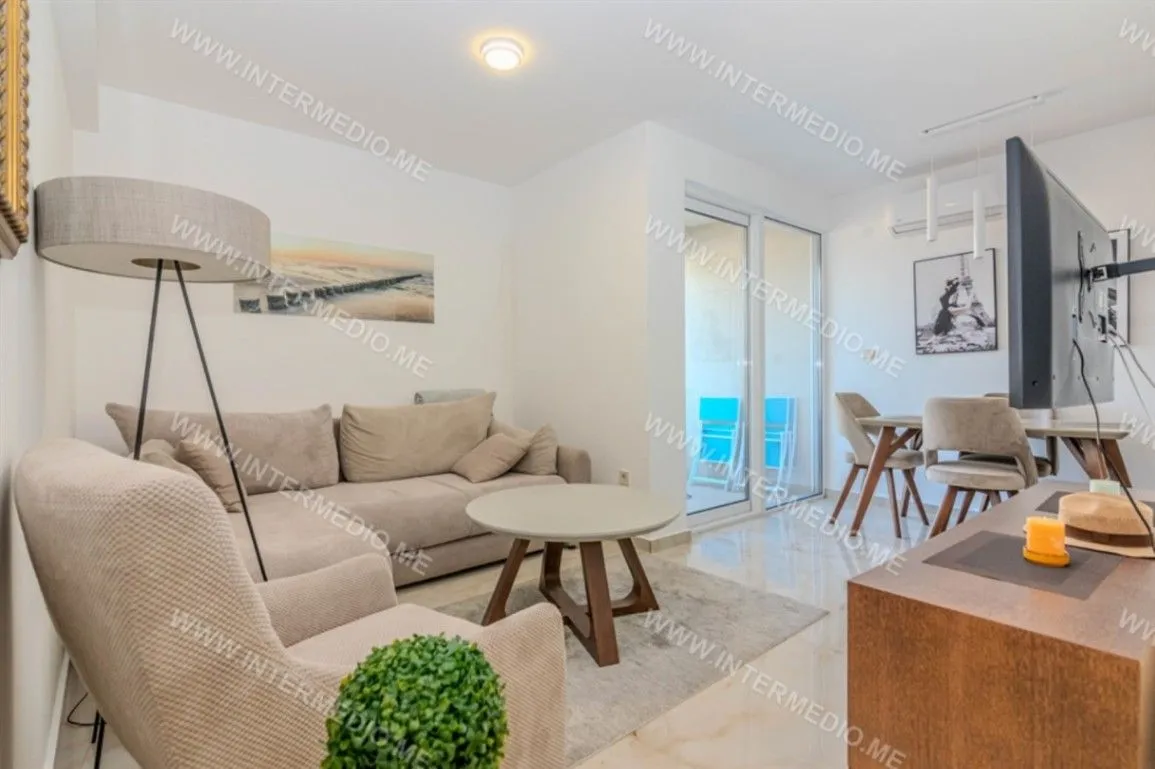 Prodaja, jednosoban stan, 44m², Baošići, Herceg Novi