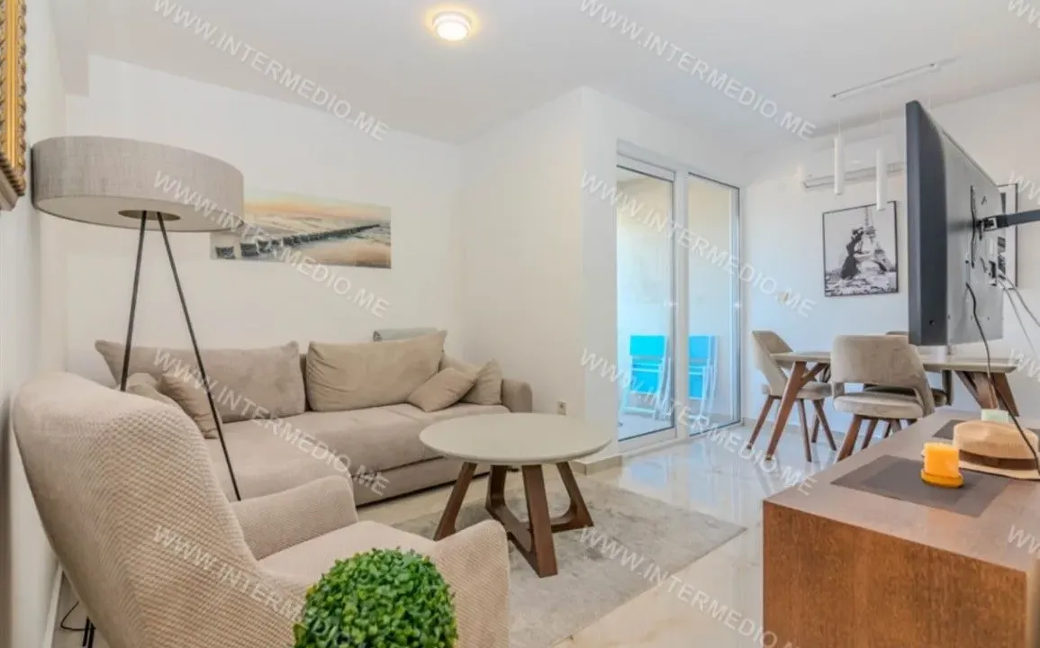 Prodaja, jednosoban stan, 44m², Baošići, Herceg Novi