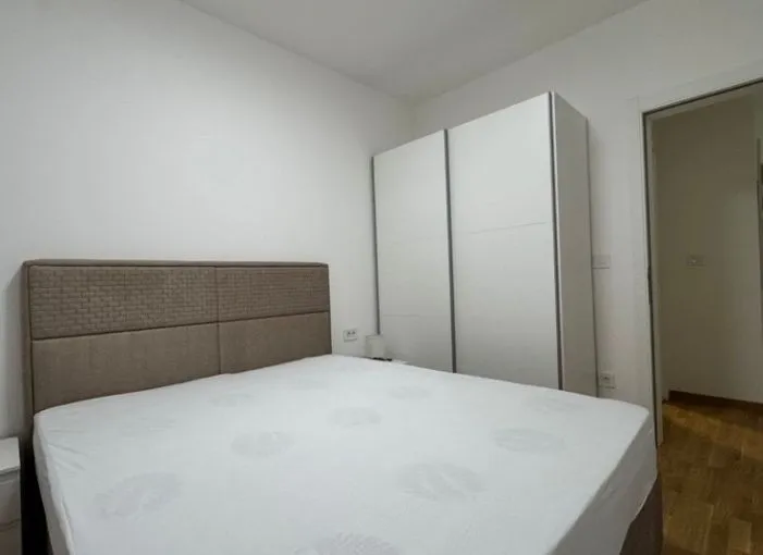 Rent, one bedroom apartment, 46m², Stari Aerodrom, Podgorica