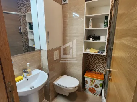 Prodaja, jednosoban stan, 43m², City Kvart, Podgorica - image 7