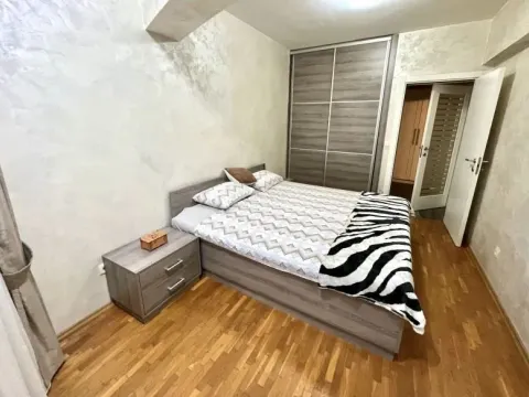 Rent, one bedroom apartment, 52m², Bar, Crna Gora - image 7