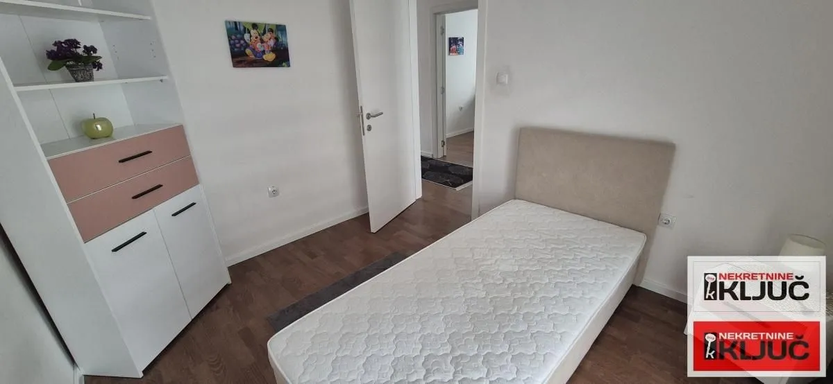 Sale, four bedroom apartment, 71m², Veternik, Novi Sad Sve Podlokacije