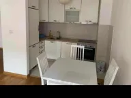 Izdavanje, jednosoban stan, 50m², City Kvart, Podgorica - image 5