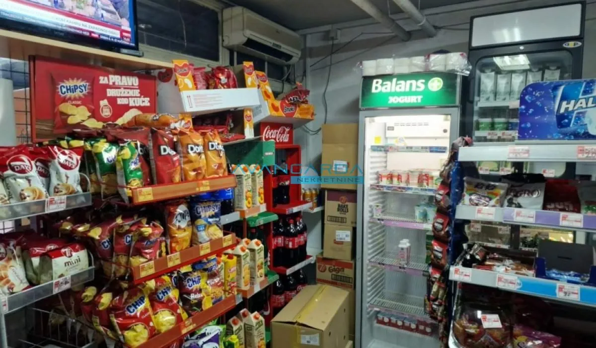 Sale, office space, 20m², Medaković Sve Podlokacije, Beograd