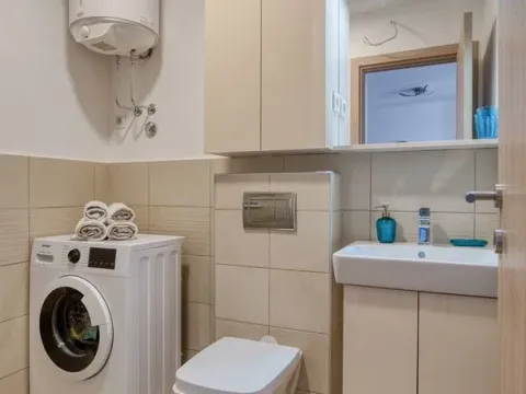 Sale, one bedroom apartment, 44m², Budva, Crna Gora - image 6