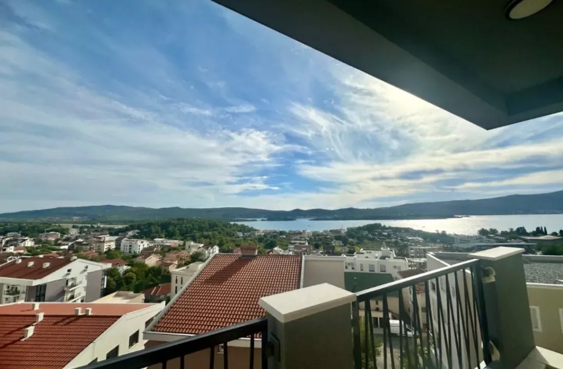 Izdavanje, jednosoban stan, 45m², Kava, Tivat