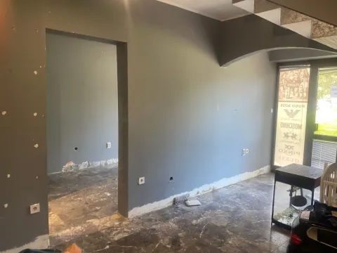 Poslovni prostor in Makedonsko naselje