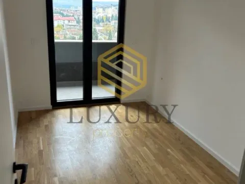 Izdavanje, jednosoban stan, 43m², Stari Aerodrom, Podgorica - image 4