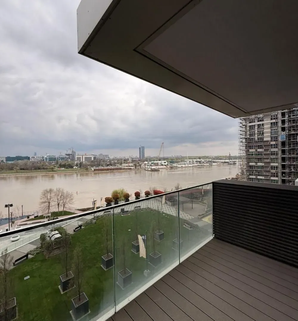 Rent, four bedroom apartment, 117m², Savski Venac, Beograd