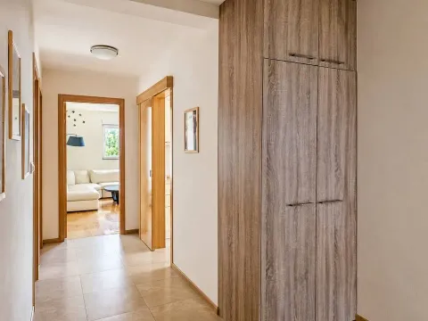 Sale, four bedroom apartment, 148m², Centar, Bar - image 6
