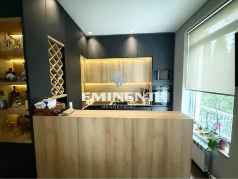 Rent, apartment, 200m², Savski Venac, Beograd - image 5