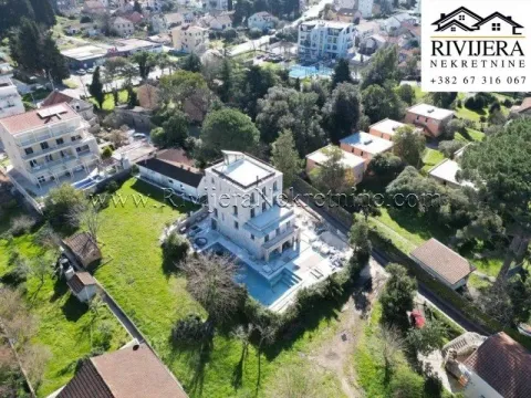 Prodaja, kuća, 500m², Donja Lastva, Tivat - image 9