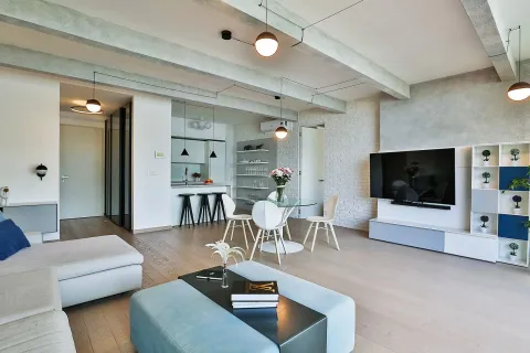 Izdavanje, dvosoban stan, 117m², Centar, Budva - image 6