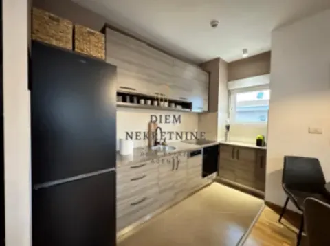 Izdavanje, jednosoban stan, 52m², City Kvart, Podgorica - image 3