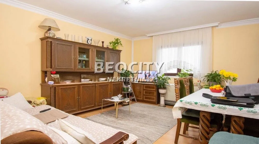 Prodaja, stan, 35m², Severni Bulevar, Zvezdara Sve Podlokacije