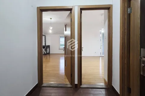Rent, one bedroom apartment, 40m², Krivi Most, Podgorica - image 10