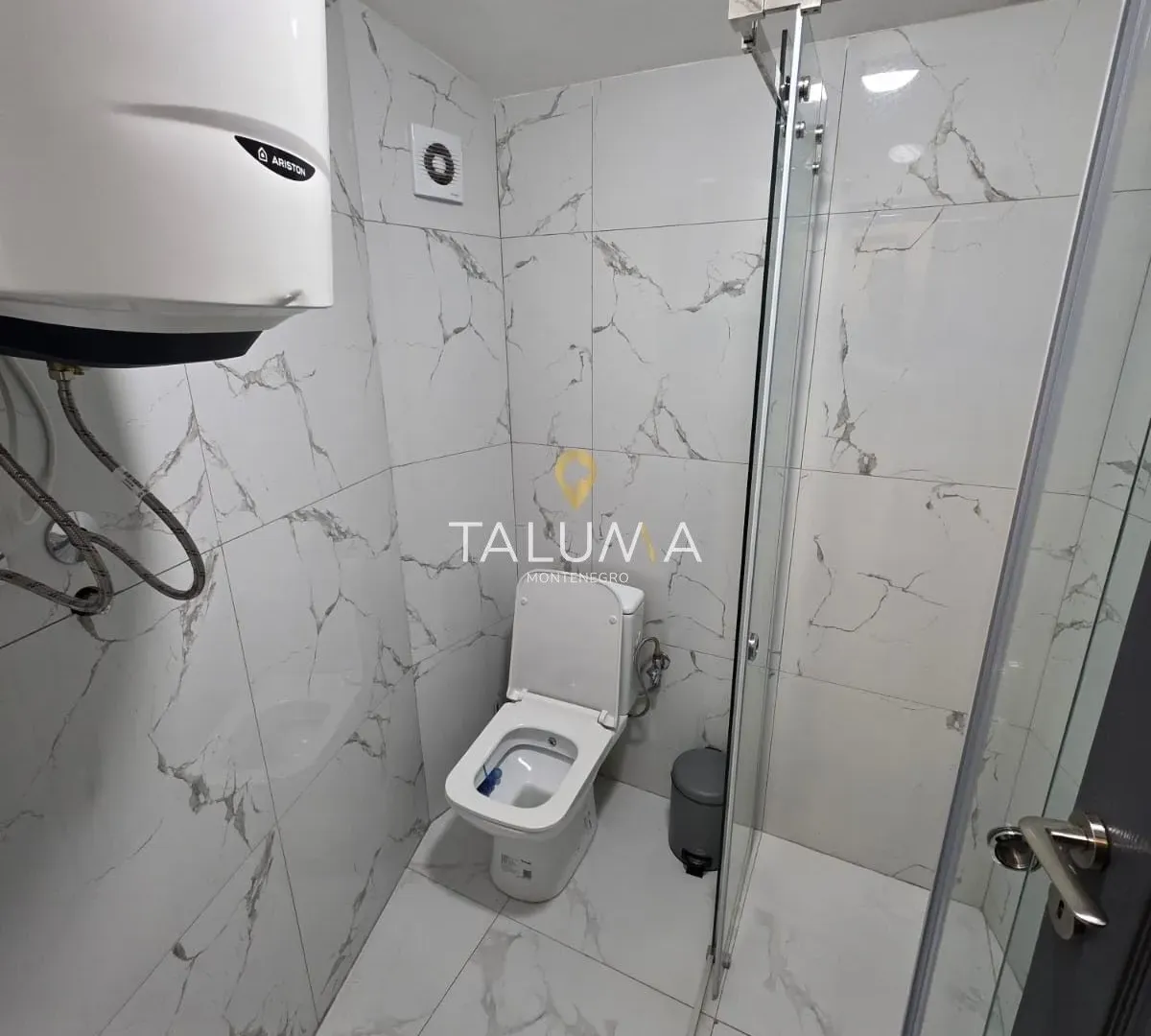 Rent, office space, 460m², Gornja Gorica, Podgorica