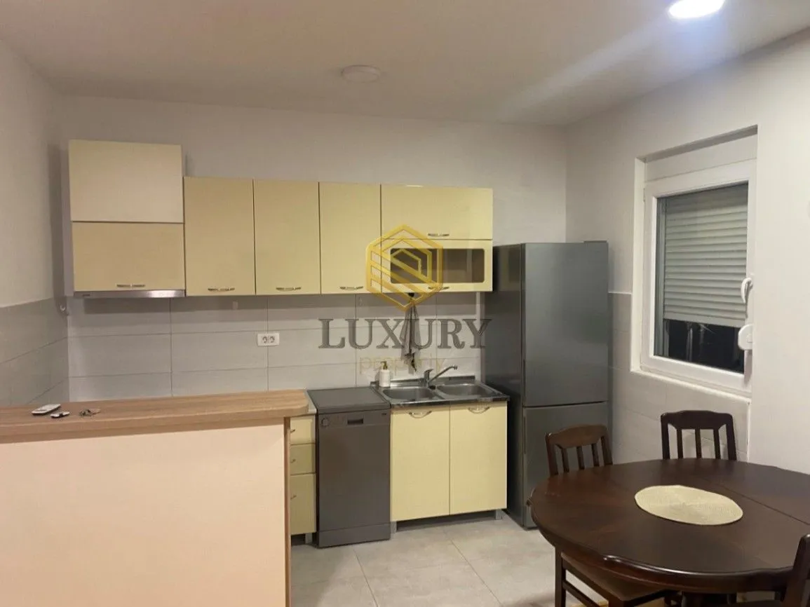 Rent, two bedroom apartment, 56m², Stari Aerodrom, Podgorica