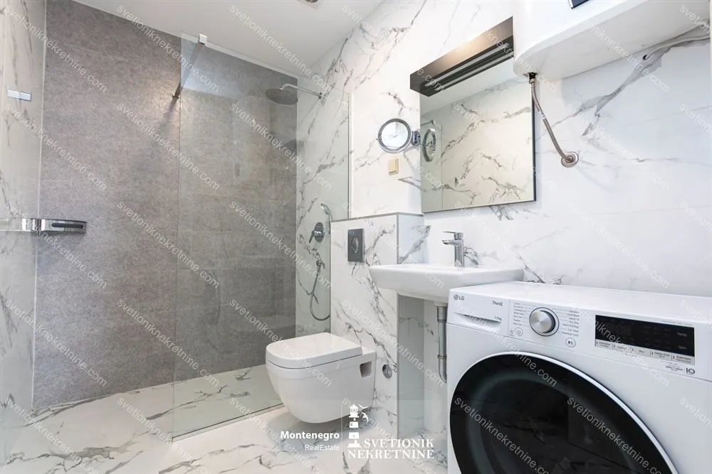 Prodaja, jednosoban stan, 49m², Baošići, Herceg Novi