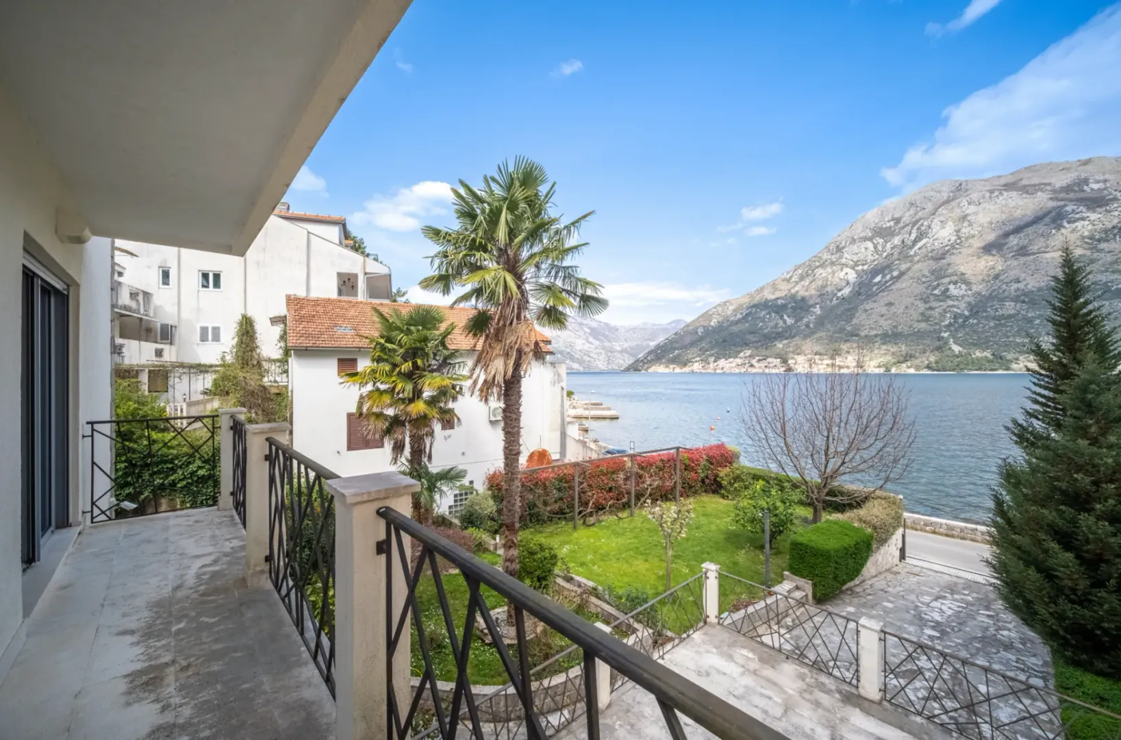Prodaja, kuća, 484m², Stoliv, Kotor