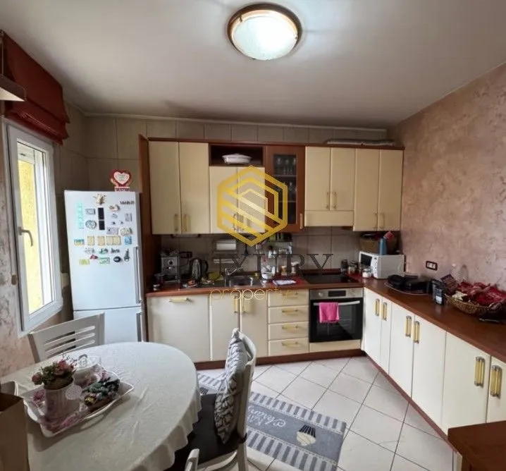Prodaja, trosoban stan, 109m², Preko Morače, Podgorica
