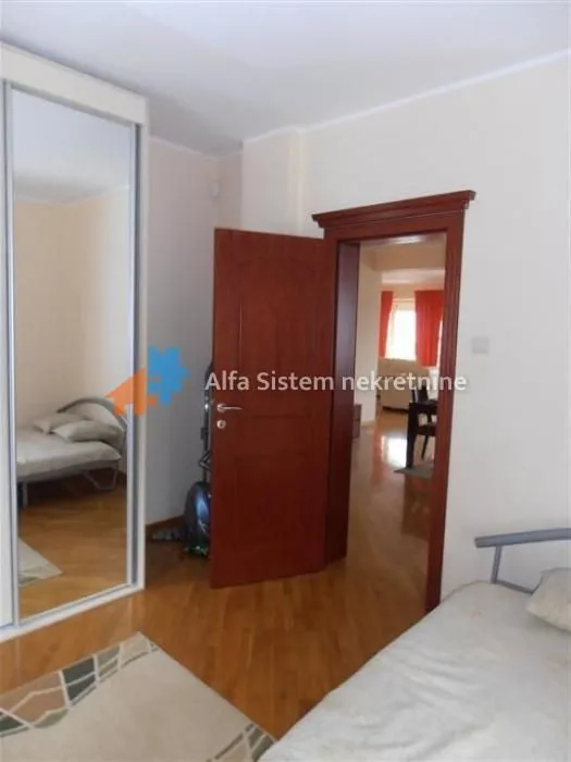 Rent, three bedroom apartment, 130m², Savski Venac, Beograd