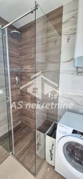 Izdavanje, dvosoban stan, 53m², Autokomanda, Voždovac Sve Podlokacije