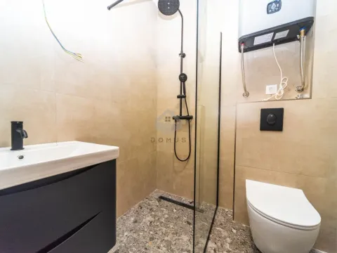 Rent, office space, 81m², Vezirov Most, Podgorica - image 8