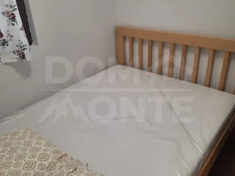 Rent, one bedroom apartment, 40m², Tivat, Crna Gora - image 5
