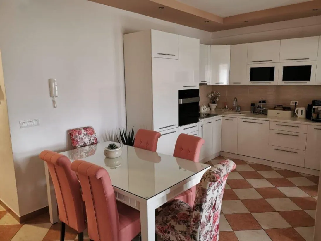 Sale, two bedroom apartment, 72m², Bar, Crna Gora