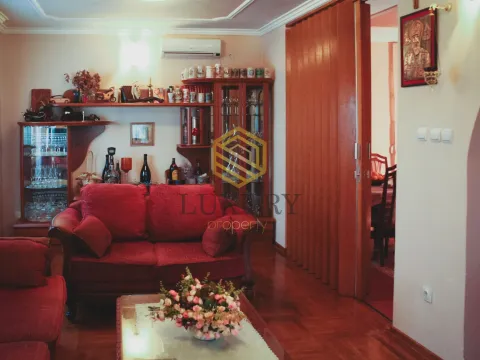 Izdavanje, kuća, 200m², Donji Kokoti, Podgorica - image 9